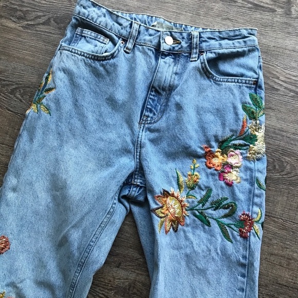 ISO: TOPSHOP Moto Mom High Waist Embroidered Jeans - Picture 3 of 5